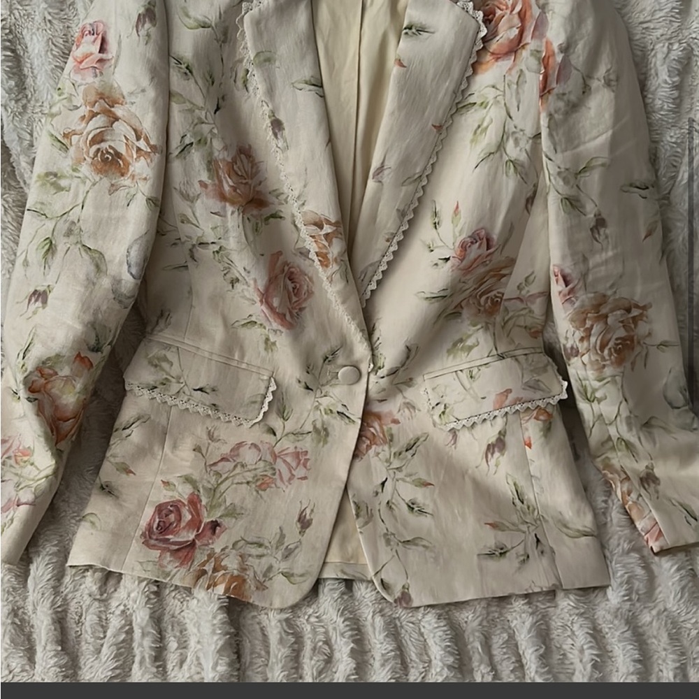 Loveshackfancy - Picture 3 of 11